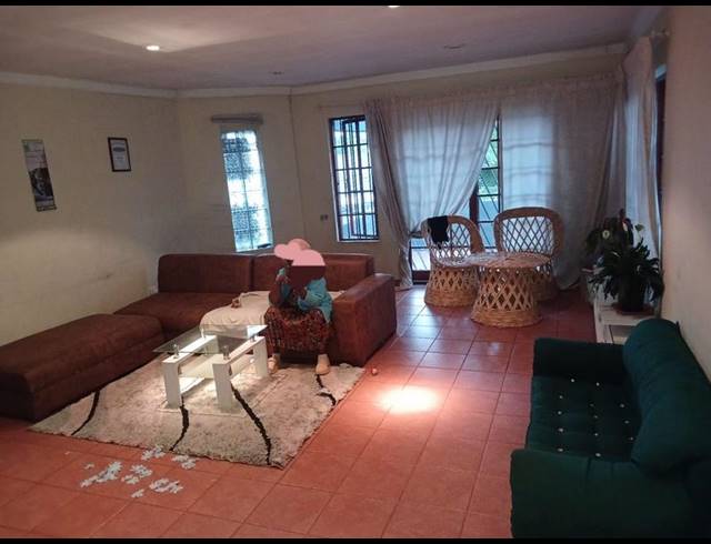 3 BEDROOM HOUSE FOR SALE IN ELANDSHAVEN